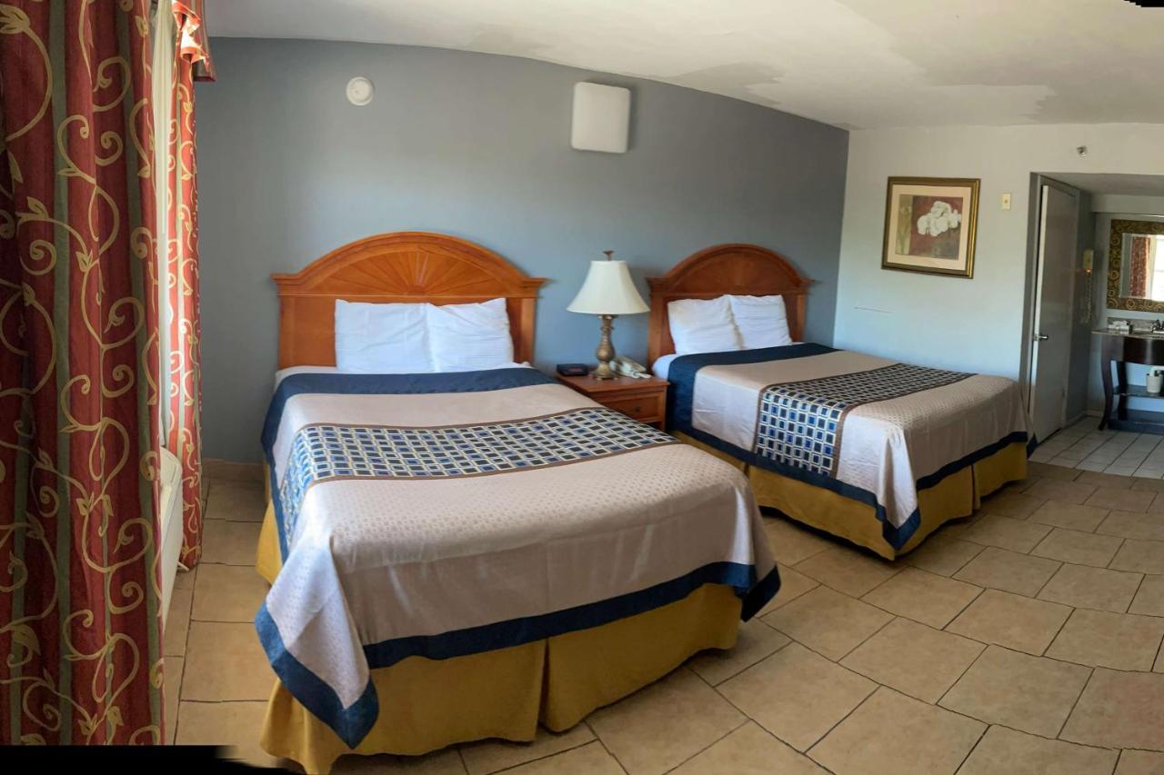 Travelodge By Wyndham Venice Venice Gardens Εξωτερικό φωτογραφία
