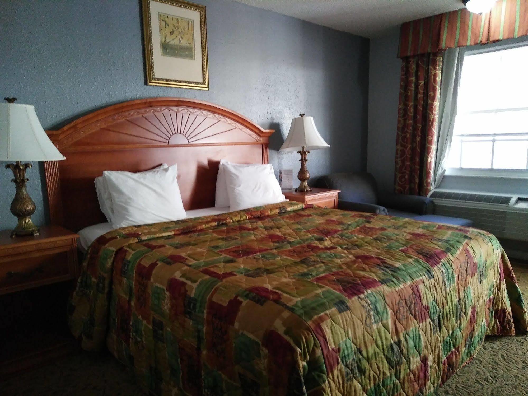 Travelodge By Wyndham Venice Venice Gardens Εξωτερικό φωτογραφία