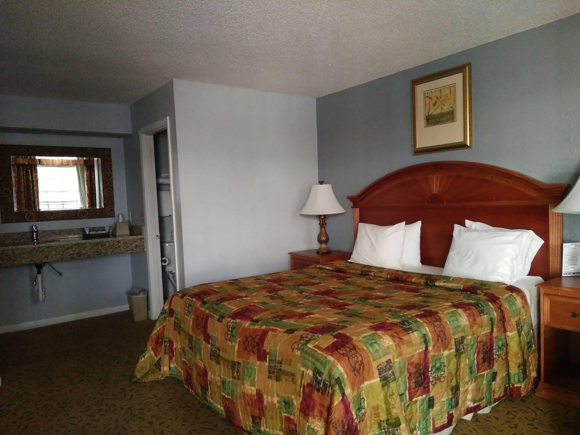 Travelodge By Wyndham Venice Venice Gardens Εξωτερικό φωτογραφία