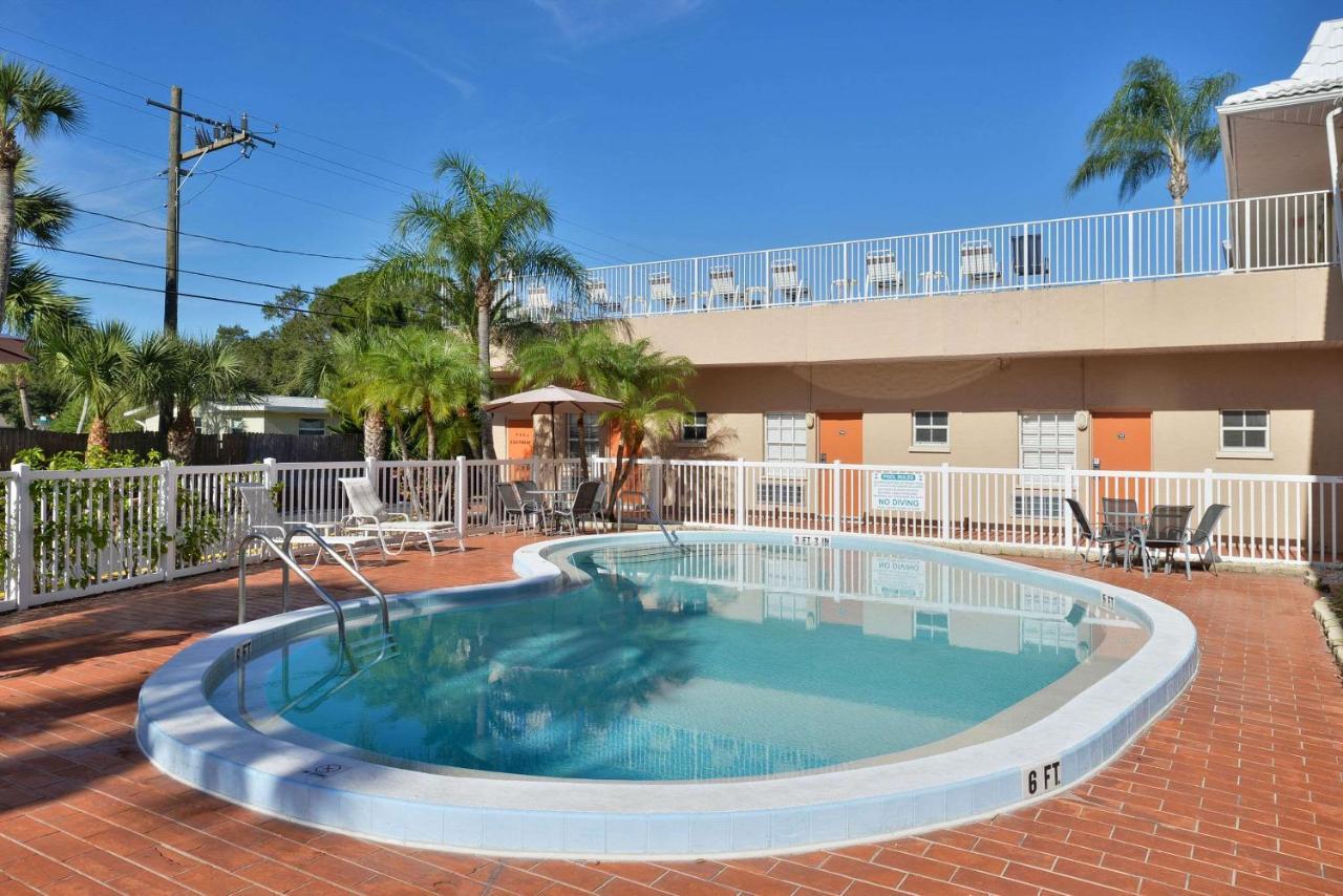 Travelodge By Wyndham Venice Venice Gardens Εξωτερικό φωτογραφία